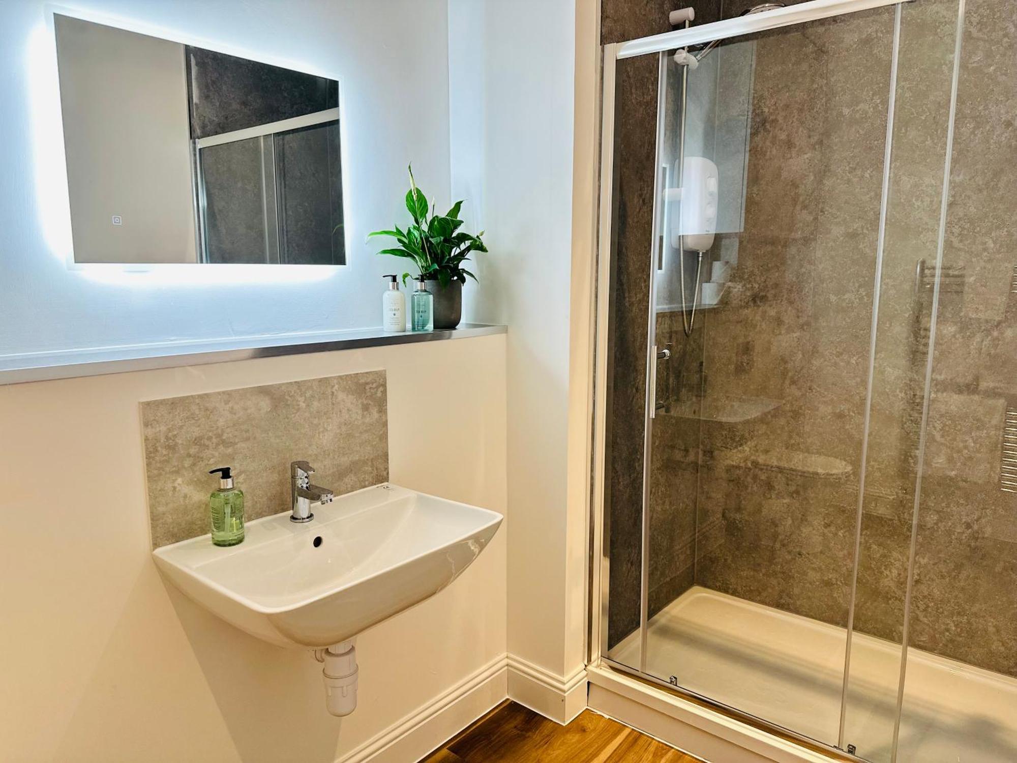 Barnet House Serviced Apartments Dunfermline Esterno foto