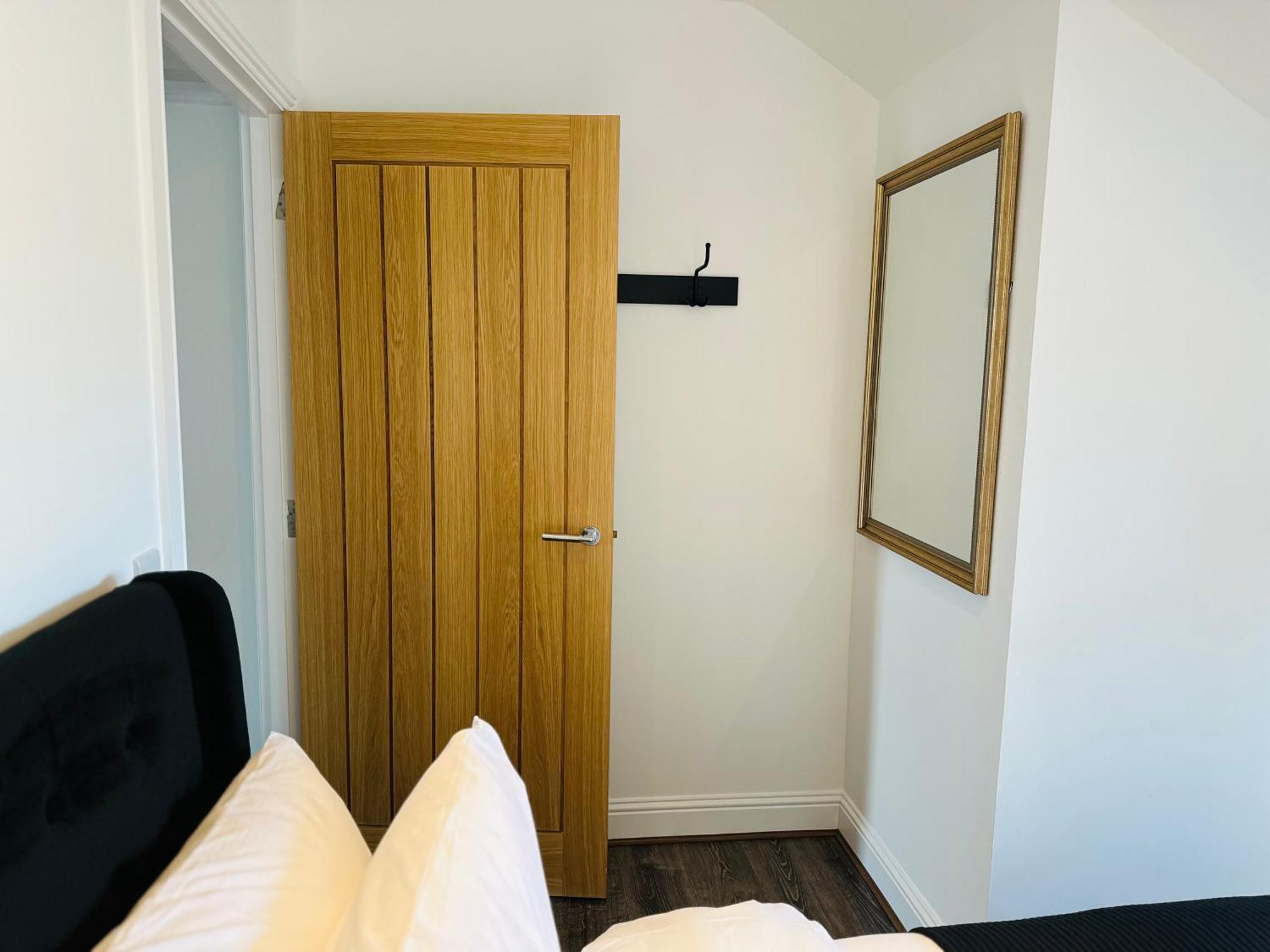 Barnet House Serviced Apartments Dunfermline Esterno foto