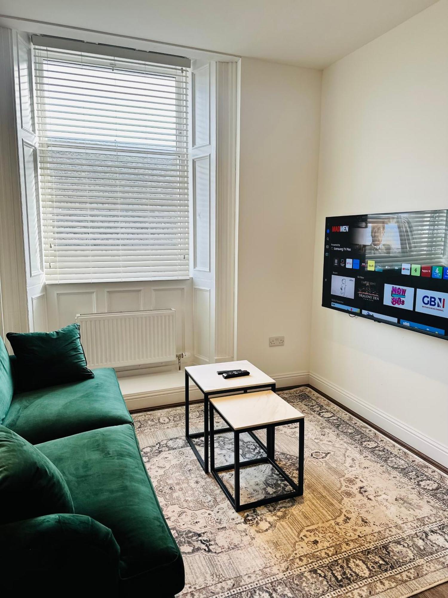 Barnet House Serviced Apartments Dunfermline Esterno foto