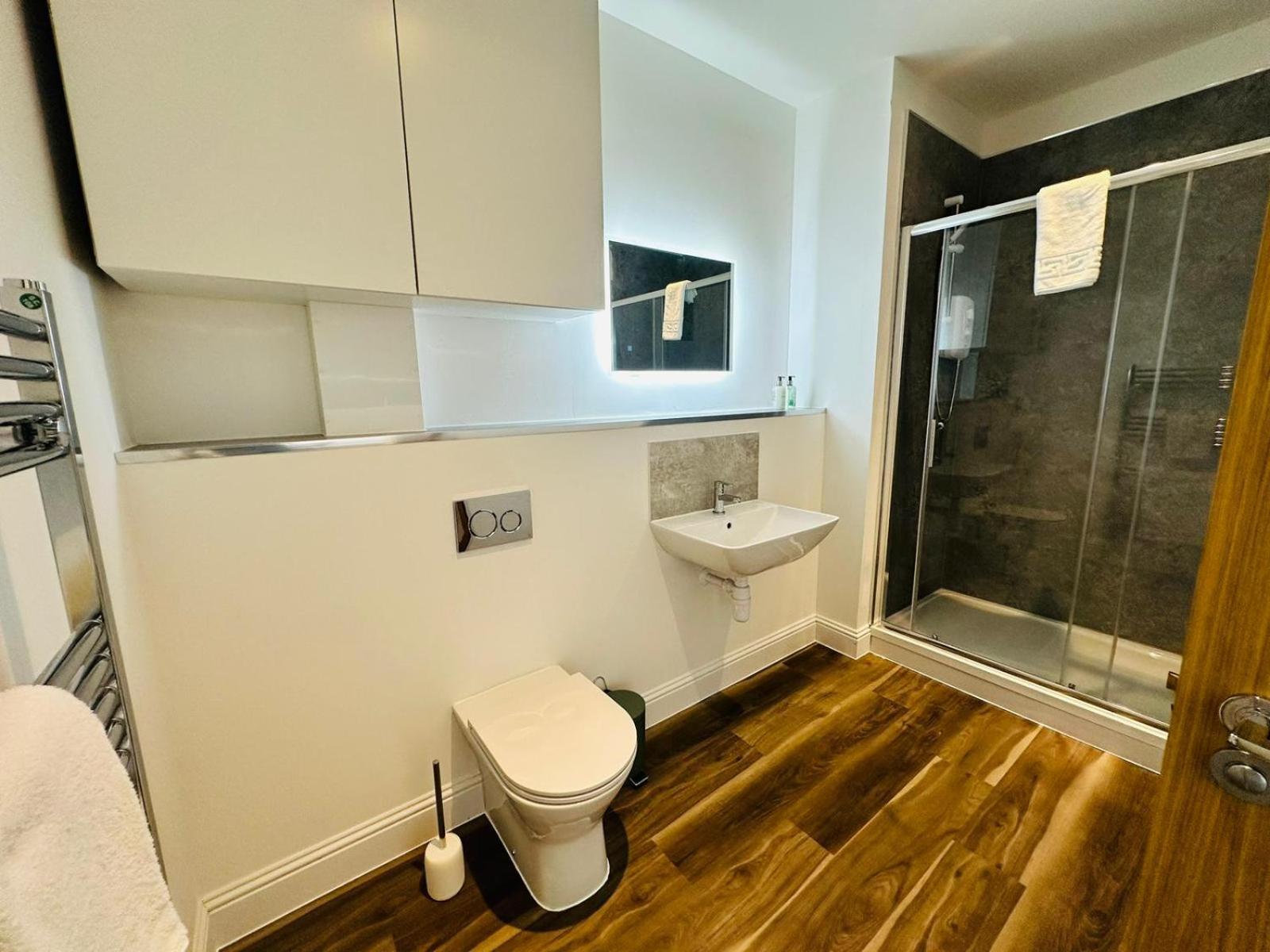 Barnet House Serviced Apartments Dunfermline Esterno foto